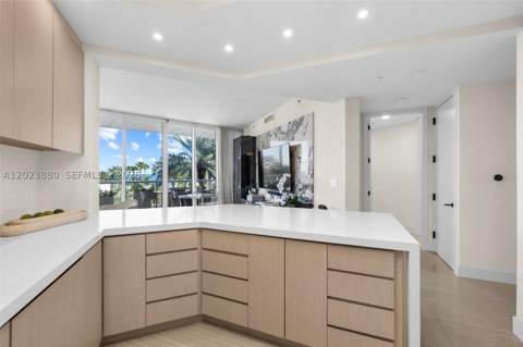 100 S Pointe Dr 509, Miami Beach FL - photo 13 of 29