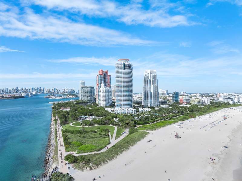 2 bedroom Condominium at 100 S Pointe Dr 509, Continuum, Miami Beach — photo 2