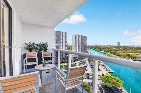 20505 E Country Club Dr 1431, Aventura FL - photo 9 of 38