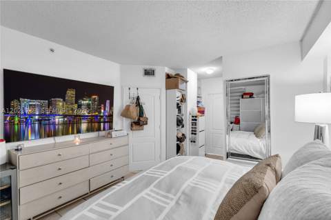 5077 NW 7th St 517, Miami FL - photo 12 of 29