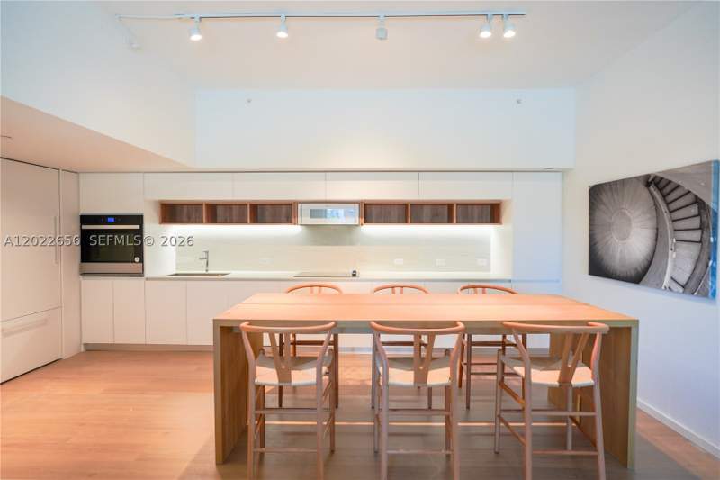 2 bedroom Condominium at 10250 Collins Avenue 412, Bh Bal Harbour Bldg 3, Bal Harbour — photo 2