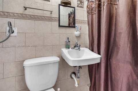 3770 W 8th Ln 27, Hialeah FL - photo 20 of 44