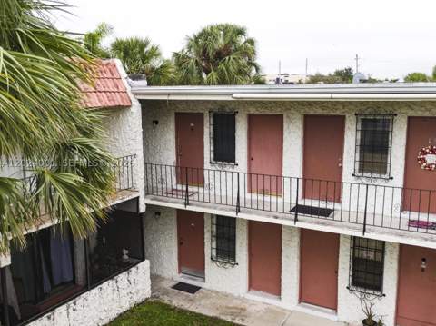 8701 SW 141st St L5, Palmetto Bay FL - photo 21 of 22