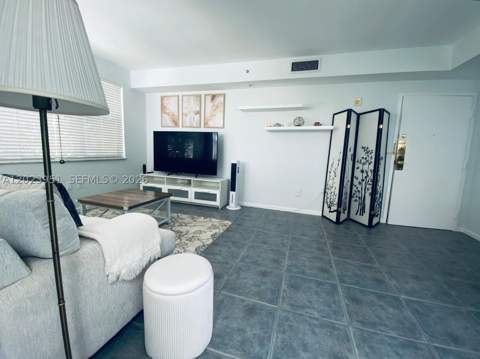 1550 Drexel Ave 202, Miami Beach FL - photo 10 of 23