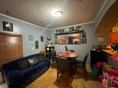 901 SW 6th Ct, Florida City FL - photo 10 of 11