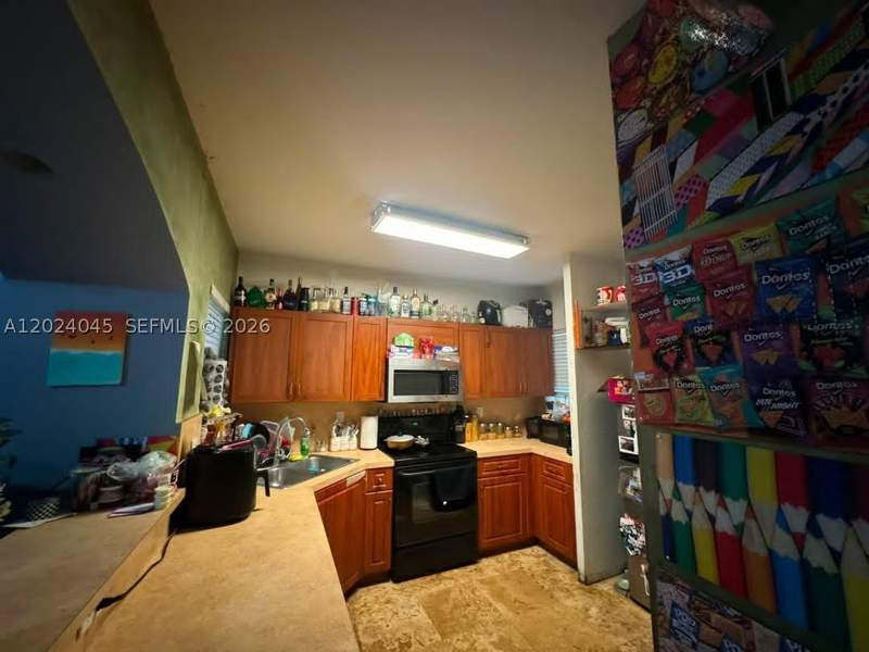 4 bedroom Townhouse at 901 SW 6th Ct, Abel Homes At Keys Winds, Florida City — photo 3