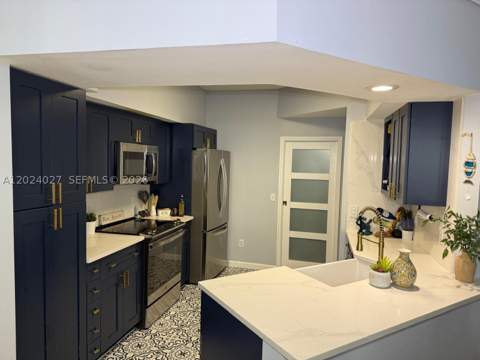 3215 NE 184th St 14109, Aventura FL - photo 8 of 25