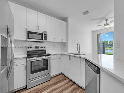 2560 SE 15th Ct, Homestead FL - photo 8 of 29