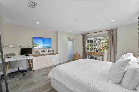 300 Galen Dr 306, Key Biscayne FL - photo 15 of 36