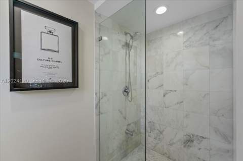 300 Galen Dr 306, Key Biscayne FL - photo 20 of 36