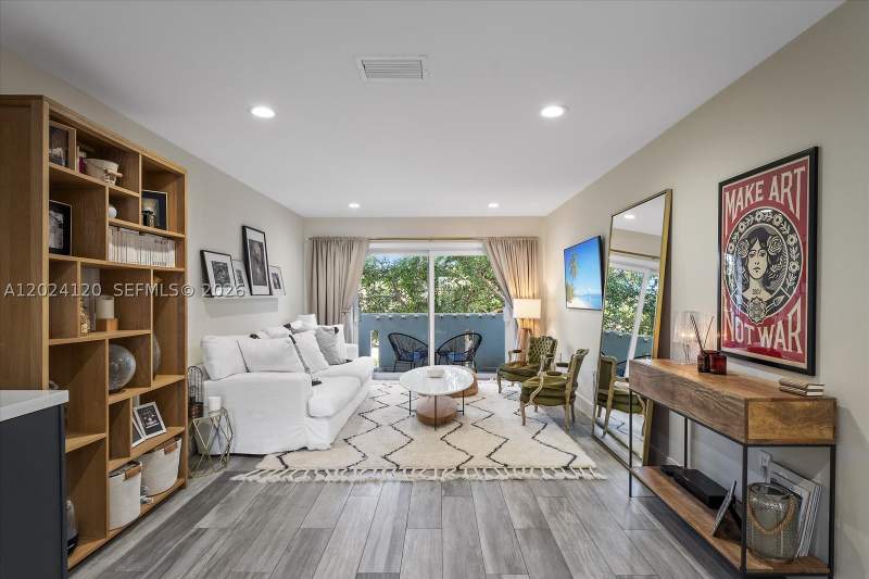 2 bedroom Condominium at 300 Galen Dr 306, Blue Pelican Condo, Key Biscayne — photo 3