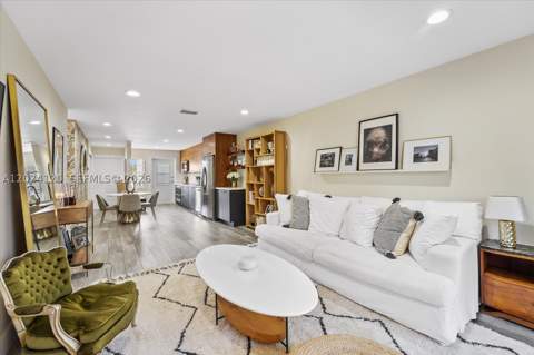 300 Galen Dr 306, Key Biscayne FL - photo 8 of 36
