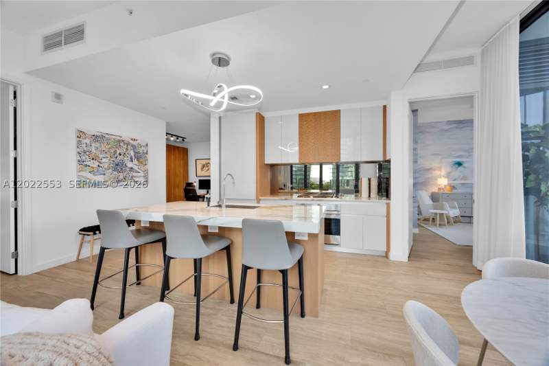 2 bedroom Condominium at 2831 S Bayshore Dr 705, Club Residences At Park Gr, Miami — photo 4