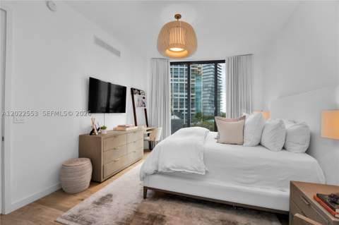 2831 S Bayshore Dr 705, Miami FL - photo 8 of 24