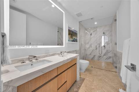 2831 S Bayshore Dr 705, Miami FL - photo 9 of 24