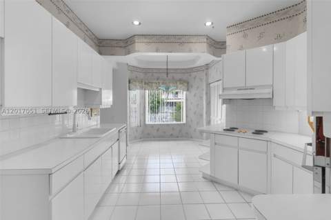 14876 SW 132nd Ave, Miami FL - photo 12 of 54