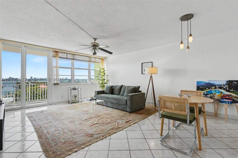 1 bedroom Condominium at 2100 Sans Souci Blvd A603, Bayview Towers Condo Sout, North Miami — photo 4
