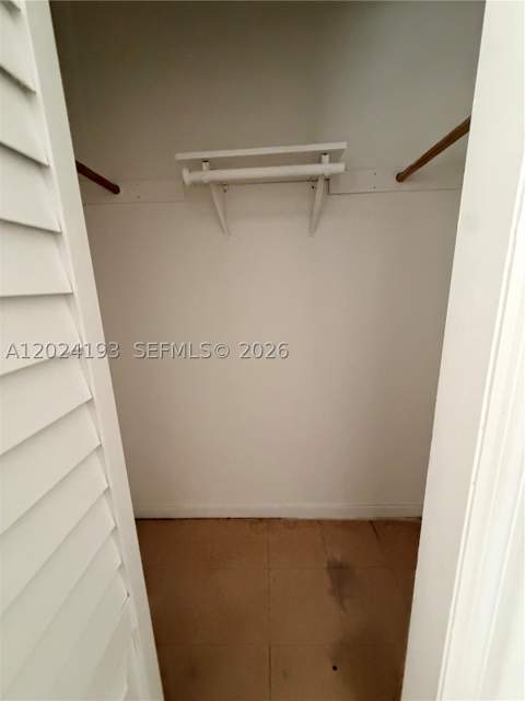 408 NW 12th St, Florida City FL - photo 11 of 20