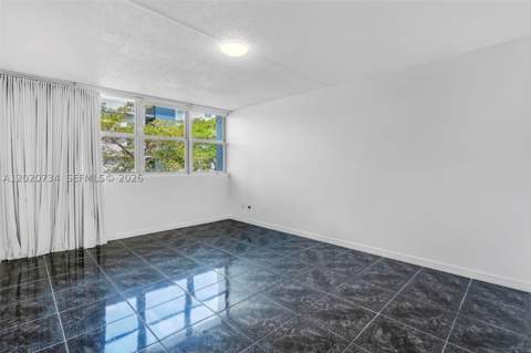 16558 NE 26th Ave 3H, North Miami Beach FL - photo 7 of 54