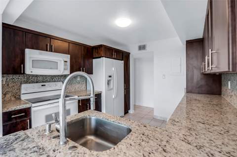 16558 NE 26th Ave 3H, North Miami Beach FL - photo 8 of 54