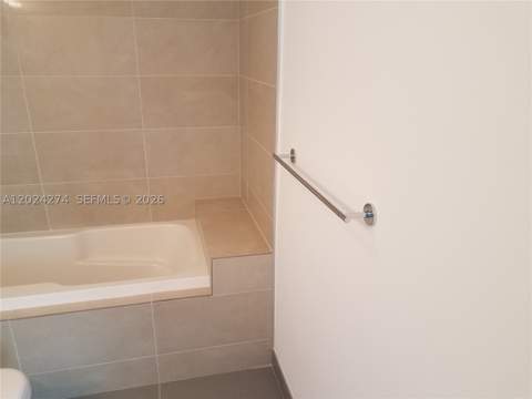 6620 Indian Creek Dr 104, Miami Beach FL - photo 14 of 27