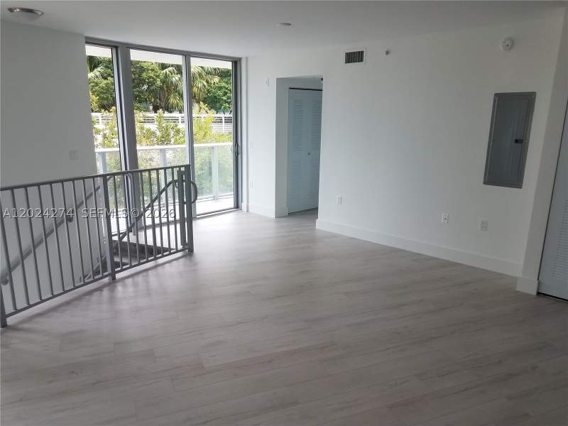 1 bedroom Condominium at 6620 Indian Creek Dr 104, Peloro Condo, Miami Beach — photo 4