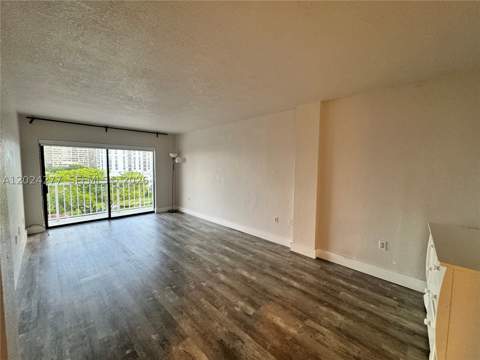 1650 NE 115th St 609, Miami FL - photo 6 of 22