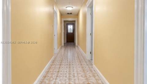 6225 SW 59th St, South Miami FL - photo 6 of 10