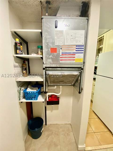 210 172nd St 226, Sunny Isles Beach FL - photo 14 of 44