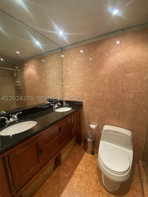 210 172nd St 226, Sunny Isles Beach FL - photo 20 of 44