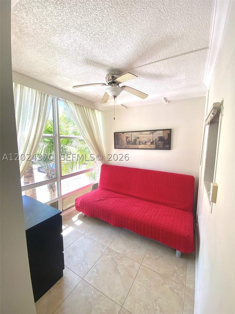 1 bedroom Condominium at 210 172nd St 226, Avila South Condo, Sunny Isles Beach — photo 4