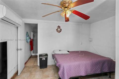 827 SW 128 Ave, Miami FL - photo 9 of 33