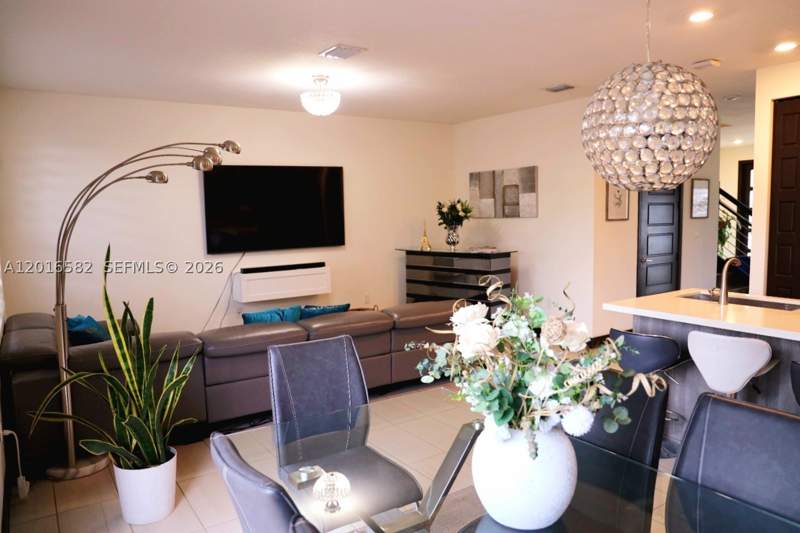 4 bedroom Townhouse at 16012 NW 91st Ct, Dunnwoody Lake, Miami Lakes — photo 4