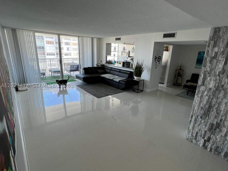 3 bedroom Condominium at 18061 Biscayne Blvd 1404, Del Prado Marina, Aventura — photo 4