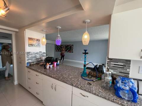 18061 Biscayne Blvd 1404, Aventura FL - photo 9 of 19