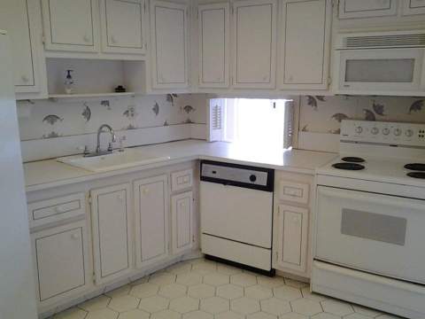 11930 N Bayshore Drive N 706, North Miami FL - photo 7 of 22