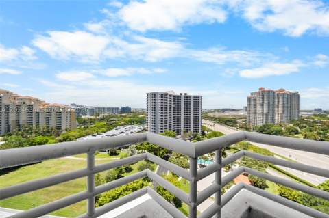 3300 NE 192nd St 1601, Aventura FL - photo 22 of 35