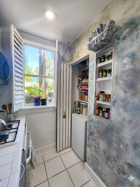 900 16th Street 102, Miami Beach FL - photo 18 of 37