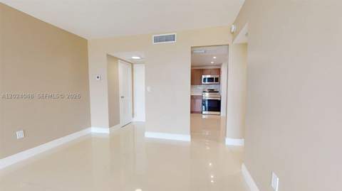 20100 W Country Club Dr 801, Aventura FL - photo 17 of 57