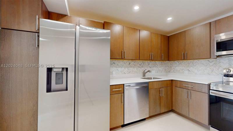 1 bedroom Condominium at 20100 W Country Club Dr 801, Bonavida Condo, Aventura — photo 5