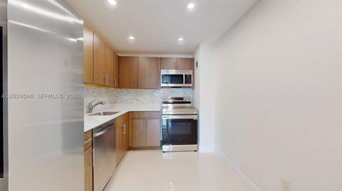 20100 W Country Club Dr 801, Aventura FL - photo 6 of 57