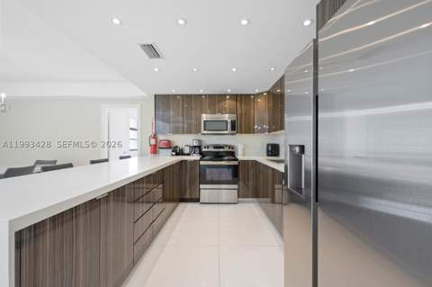 19370 Collins Ave 916, Sunny Isles Beach FL - photo 9 of 16
