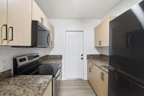 17875 SW 103rd Ave, Miami FL - photo 10 of 17