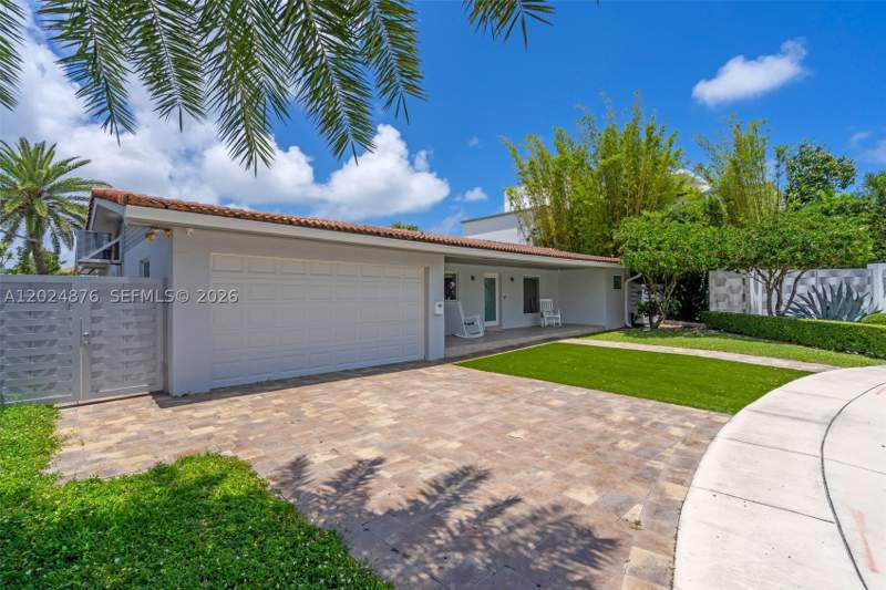 4 bedroom SingleFamilyResidence at 1261 NE 82nd St, Bay Crest Sec 3, Miami — photo 3