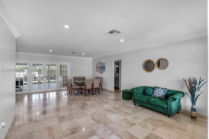 4 bedroom SingleFamilyResidence at 1261 NE 82nd St, Bay Crest Sec 3, Miami — photo 5