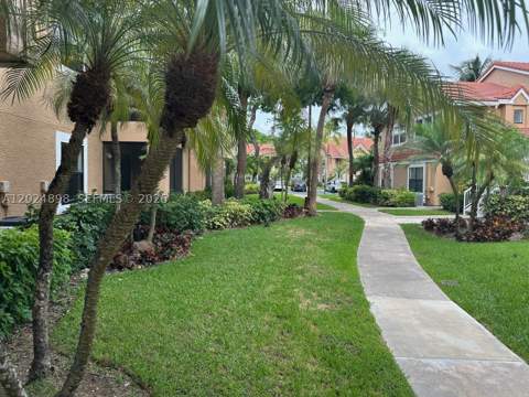 15560 SW 104th Ter 614, Miami FL - photo 13 of 15
