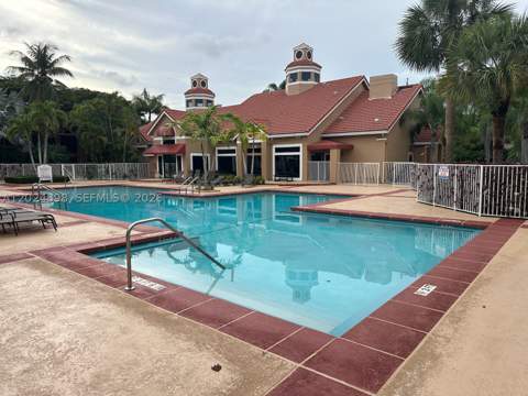 15560 SW 104th Ter 614, Miami FL - photo 14 of 15