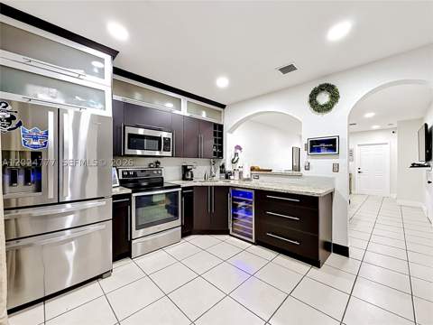 7699 W 36th Ave 1, Hialeah FL - photo 10 of 32