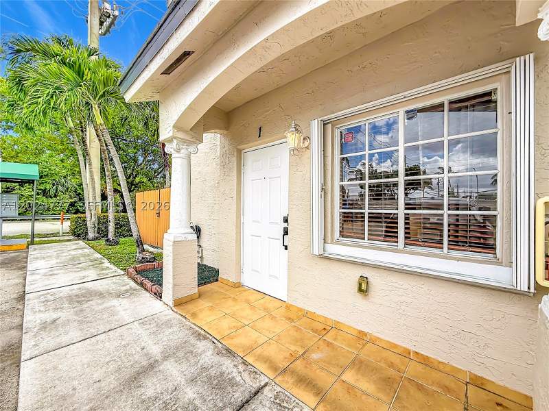2 bedroom Condominium at 7699 W 36th Ave 1, Villas Canarias II Condo, Hialeah — photo 2
