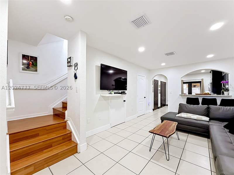 2 bedroom Condominium at 7699 W 36th Ave 1, Villas Canarias II Condo, Hialeah — photo 4